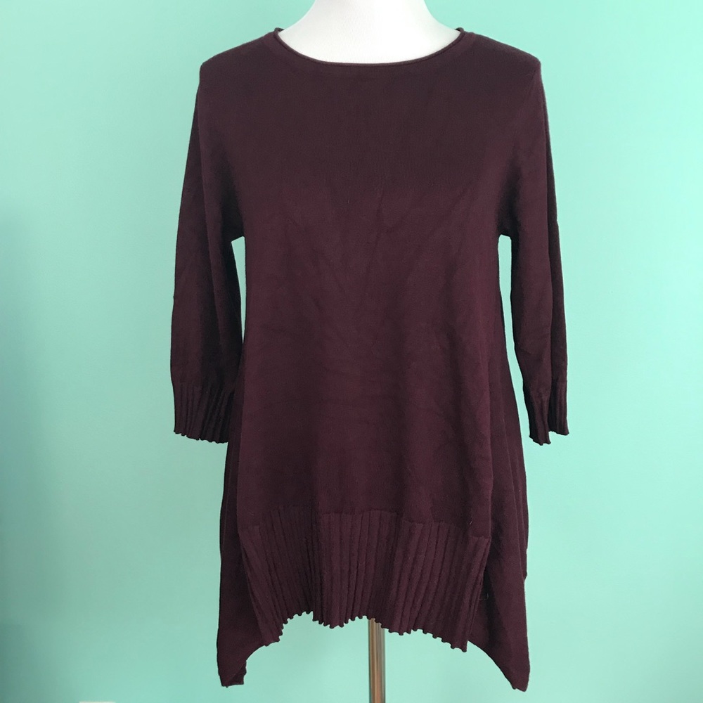 Fashion Avenue Sidetail Top in Maroon - M